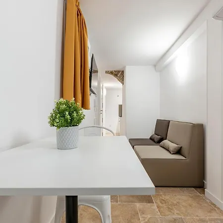 Bajo Interior Sin Ventana En Barri Port Maritim Apartment Tarragona Exterior photo