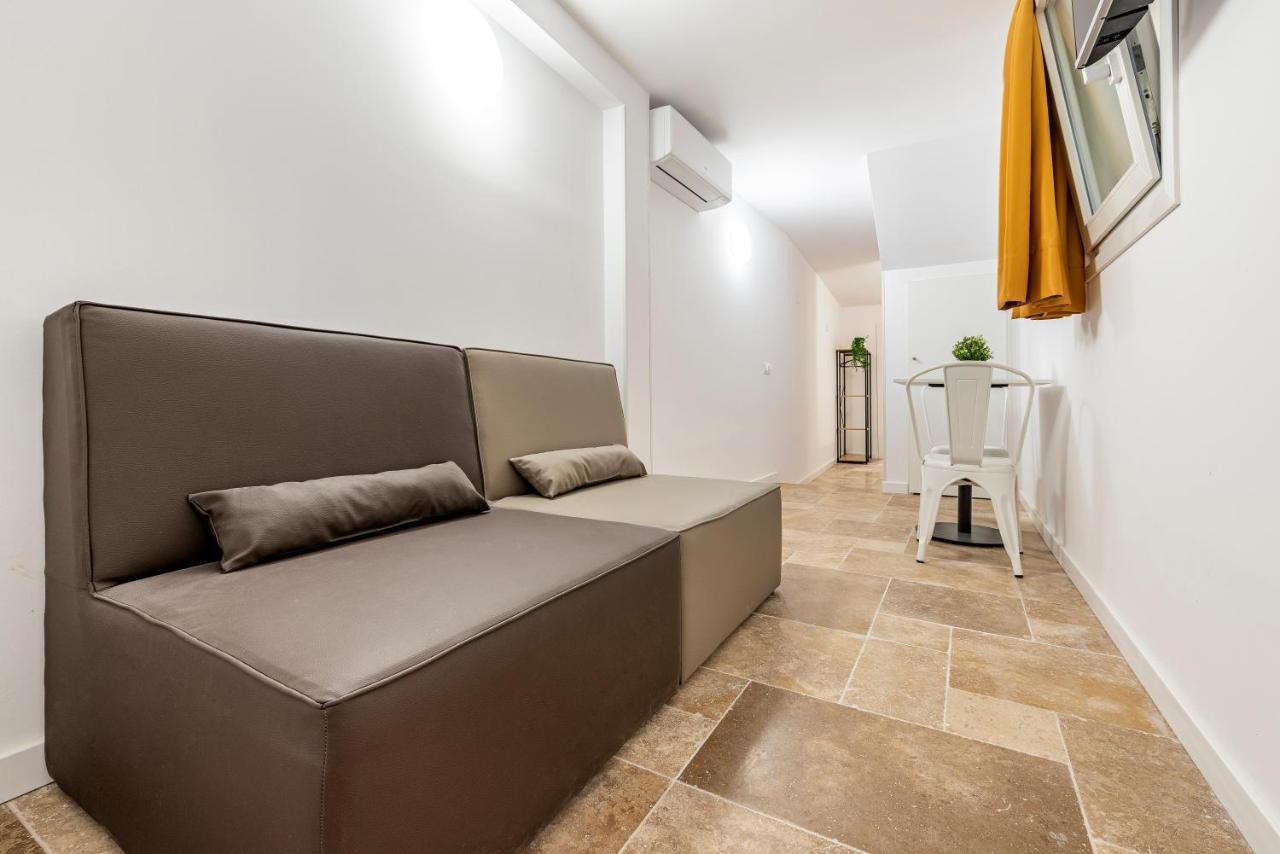Apartment Bajo Interior Sin Ventana En Barri Port Maritim Tarragona