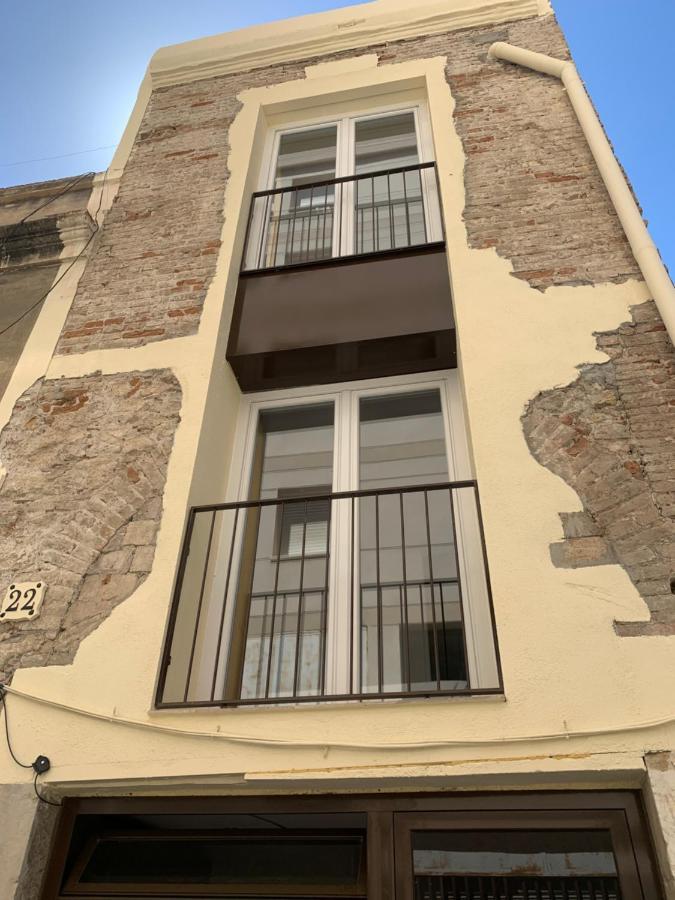 Bajo Interior Sin Ventana En Barri Port Maritim *